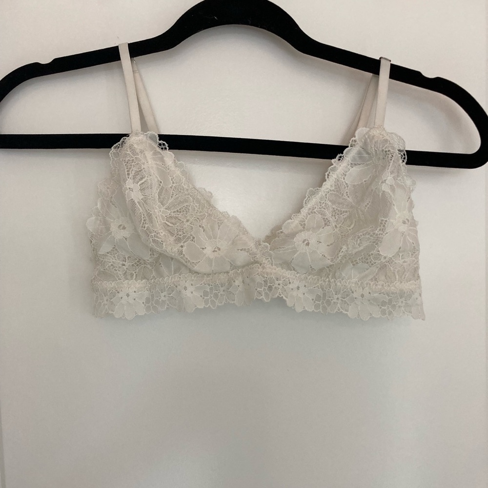 White Lacey Aerie Bra